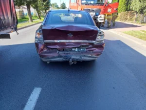 Zderzenie trzech samochodów na DK63 w Piszu - akcja ratunkowa służb