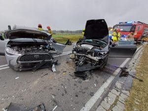 Wypadek trzech samochodów na DK58 w okolicach Kożuch Małych – trzy osoby poszkodowane