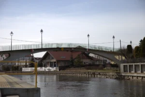 Komunikat Urzędu Miejskiego w Piszu dotyczący kładki dla pieszych – ruch odbywa się bez utrudnień